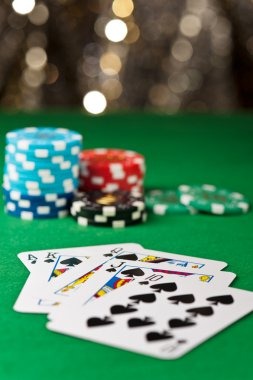indopol4d mobile app interface showing live-dealer tables and sportsbook menu